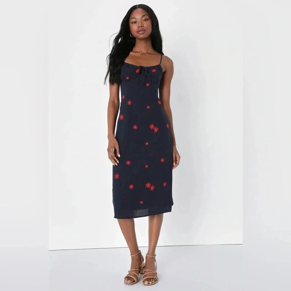 Lulus Adorable Dream Navy Blue Embroidered Empire Waist Midi Dress Floral sz M - Picture 1 of 13